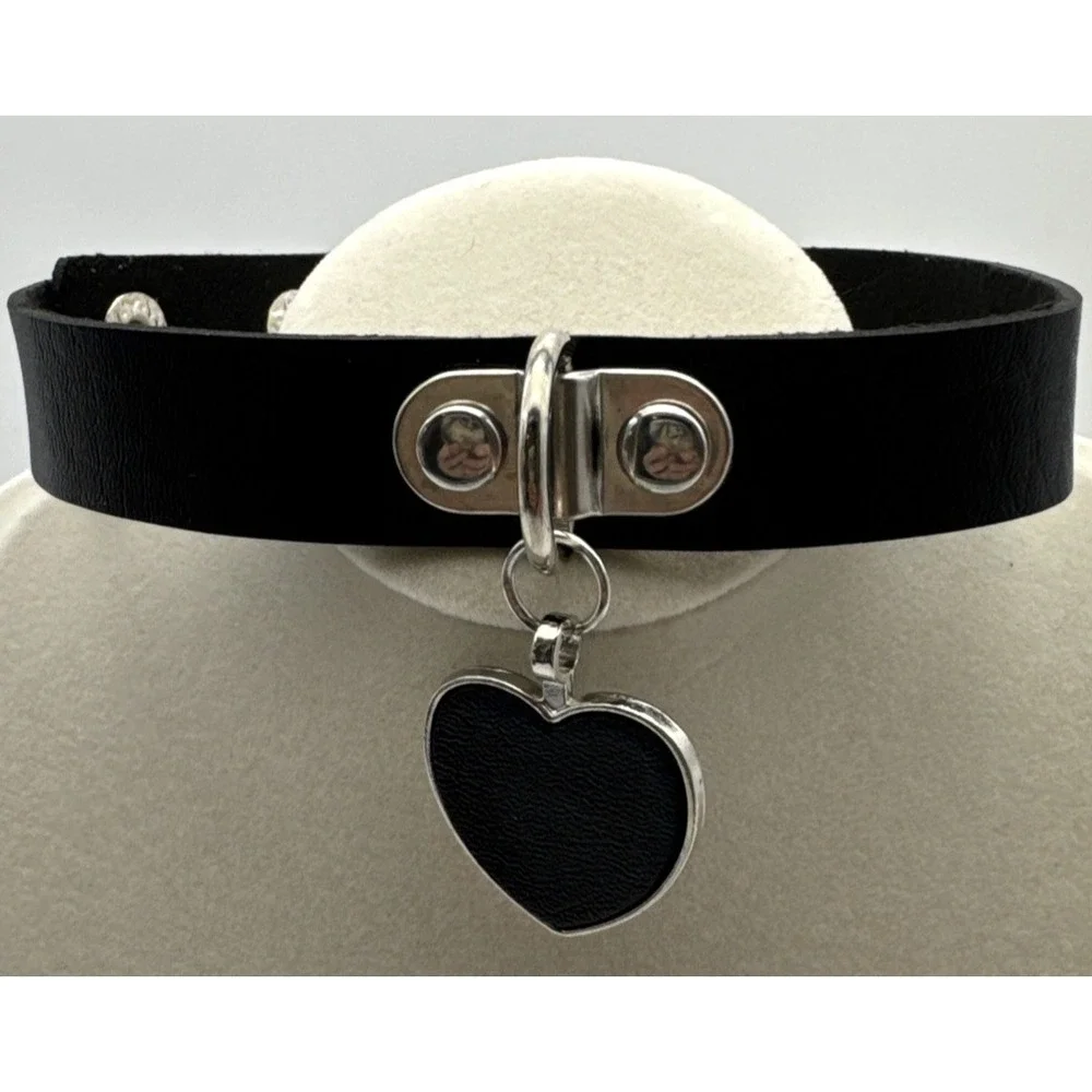 Kobine black heart